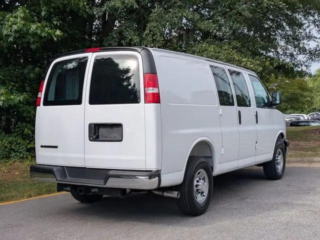 2026 Chevrolet Express Cargo Van 2500 Regular Wheelbase, WT, RWD