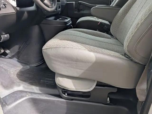 2026 Chevrolet Express Cargo Van 2500 Regular Wheelbase, WT, RWD