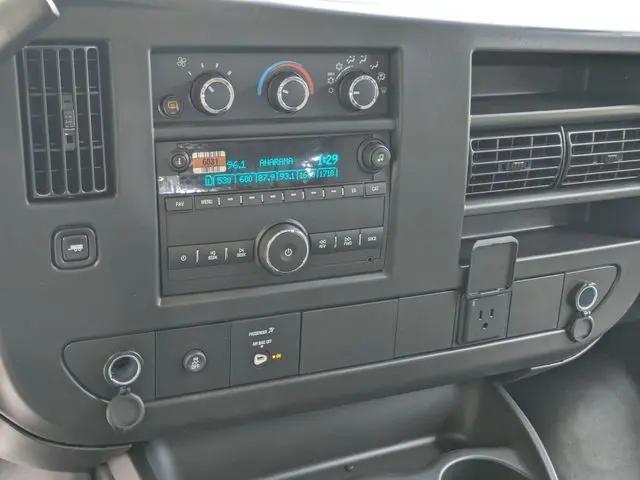 2026 Chevrolet Express Cargo Van 2500 Regular Wheelbase, WT, RWD