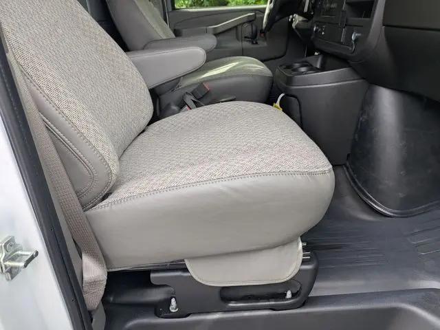 2026 Chevrolet Express Cargo Van 2500 Regular Wheelbase, WT, RWD