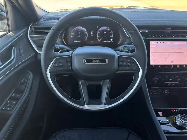 2025 Jeep Grand Cherokee L Limited 4x4