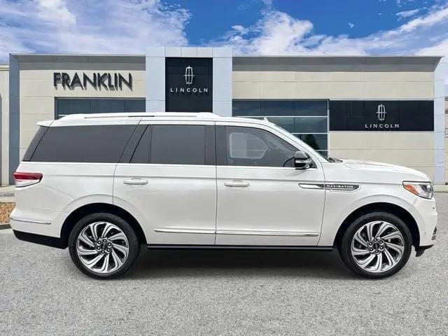 2023 Lincoln Navigator Reserve