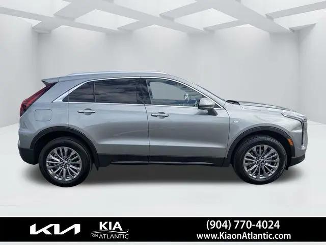 2025 Cadillac XT4 FWD Premium Luxury