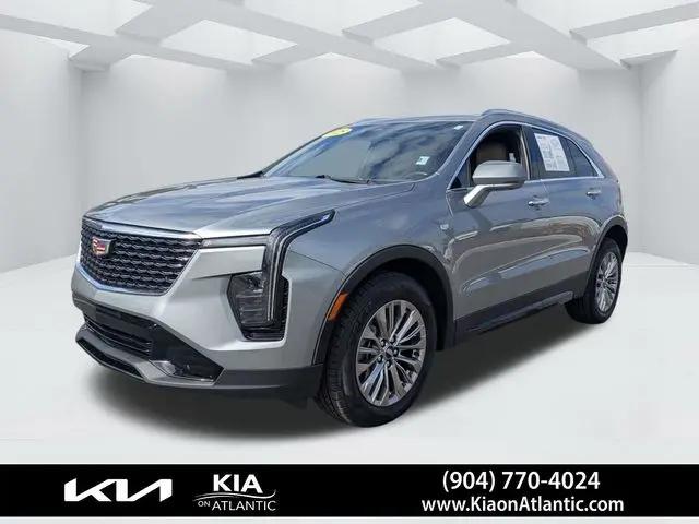 2025 Cadillac XT4 FWD Premium Luxury