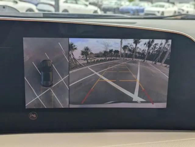 2025 Cadillac XT4 FWD Premium Luxury