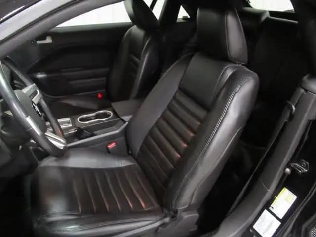 2007 Ford Mustang GT Deluxe