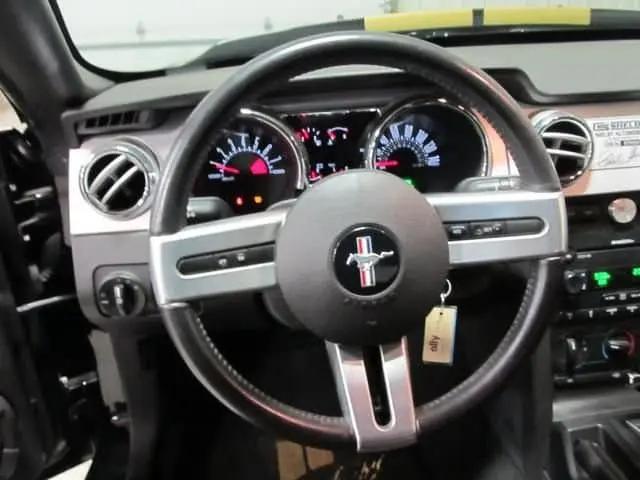 2007 Ford Mustang GT Deluxe