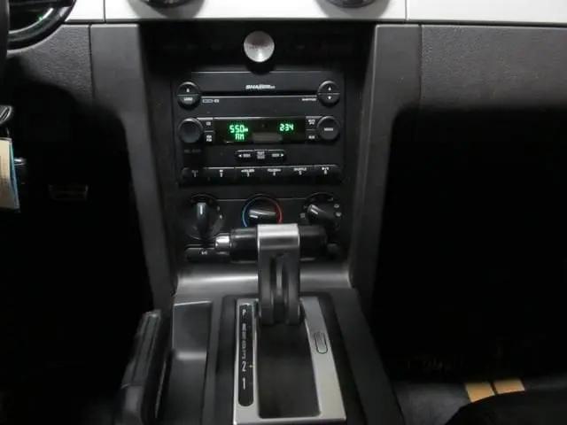 2007 Ford Mustang GT Deluxe