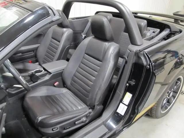 2007 Ford Mustang GT Deluxe
