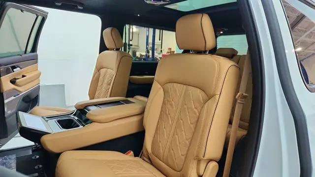 2026 Jeep Grand Wagoneer Summit Reserve 4x4
