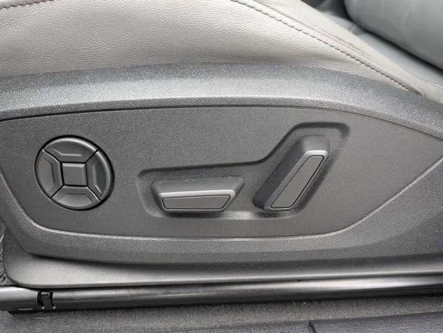 2023 Audi Q3 Premium Plus 45 TFSI S line quattro Tiptronic