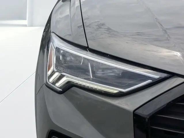 2023 Audi Q3 Premium Plus 45 TFSI S line quattro Tiptronic