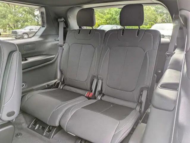 2026 Jeep Grand Cherokee L Laredo 4x2