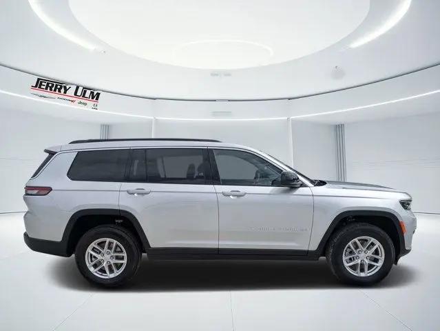 2026 Jeep Grand Cherokee L Laredo 4x2
