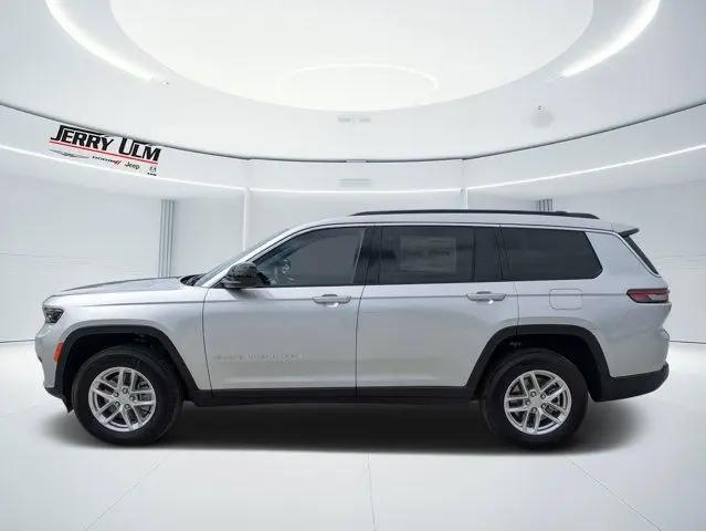 2026 Jeep Grand Cherokee L Laredo 4x2