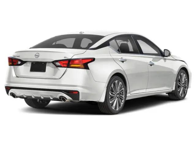 2025 Nissan Altima SL FWD