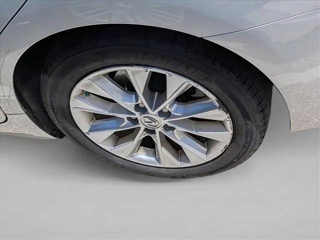 2015 Lexus ES 300h ES 300h