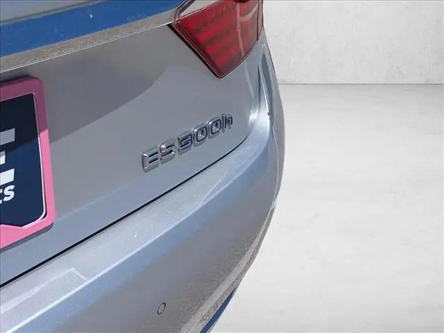 2015 Lexus ES 300h ES 300h