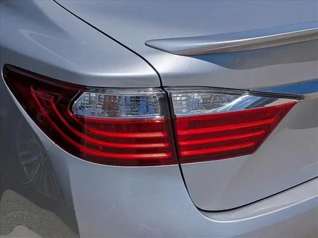 2015 Lexus ES 300h ES 300h