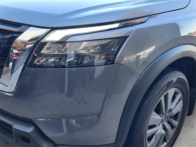 2025 Nissan Pathfinder S FWD