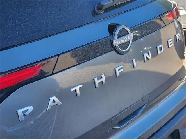2025 Nissan Pathfinder S FWD