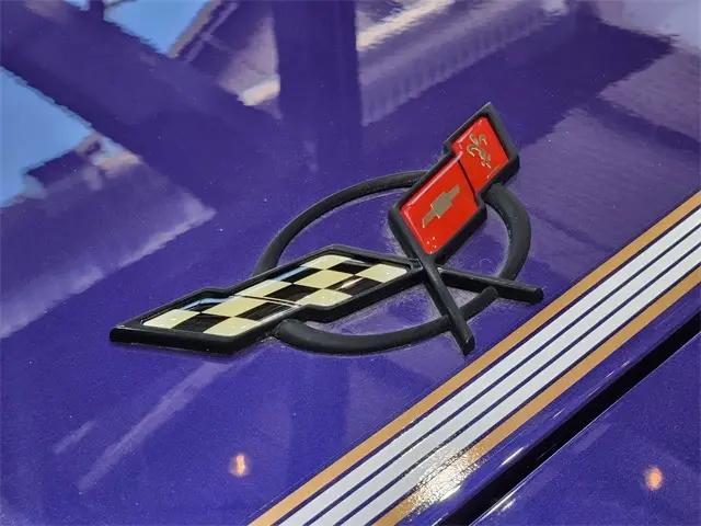1998 Chevrolet Corvette Base