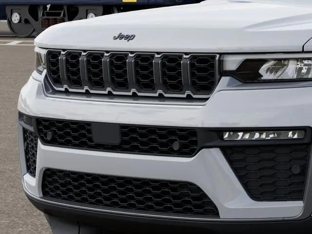 2026 Jeep Grand Cherokee L 85th Anniversary Edition