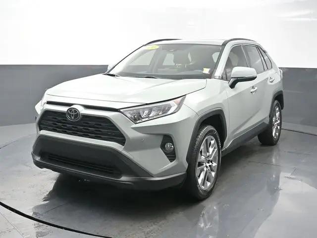 2020 Toyota RAV4 XLE Premium