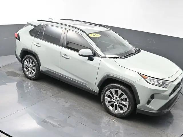 2020 Toyota RAV4 XLE Premium