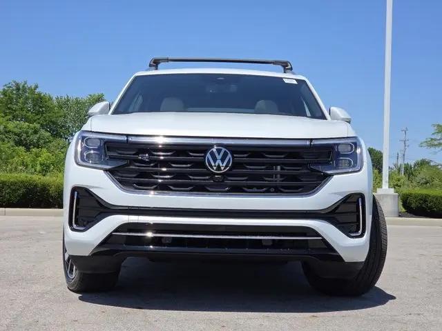 2024 Volkswagen Atlas Cross Sport 2.0T SEL Premium R-Line