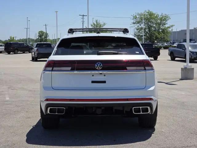 2024 Volkswagen Atlas Cross Sport 2.0T SEL Premium R-Line