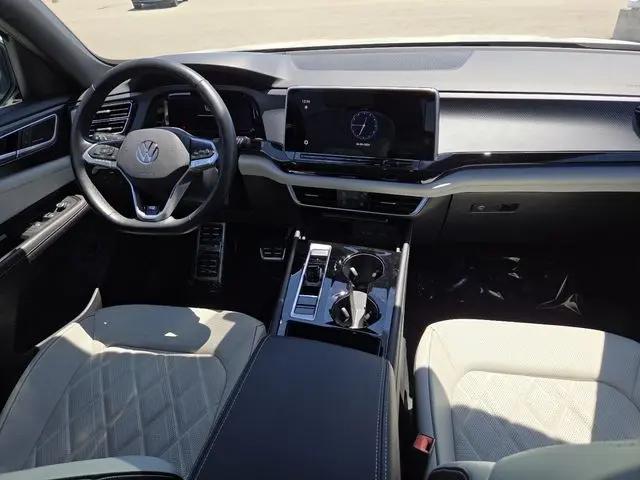 2024 Volkswagen Atlas Cross Sport 2.0T SEL Premium R-Line