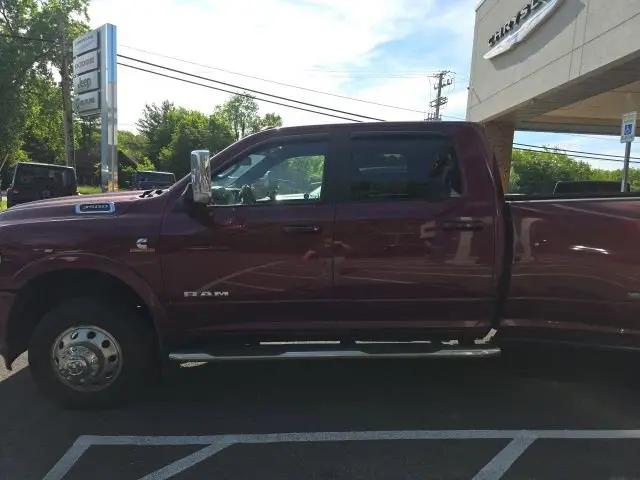 2022 Ram 3500 Laramie Crew Cab 4x4 8' Box