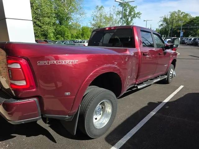 2022 Ram 3500 Laramie Crew Cab 4x4 8' Box