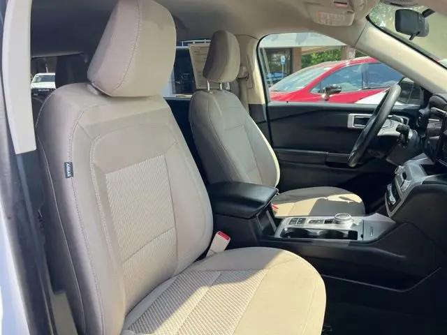 2021 Ford Explorer Base