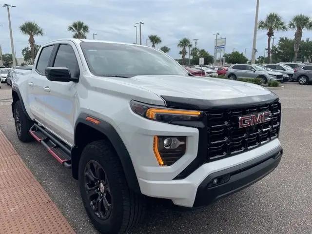 2023 GMC Canyon 2WD Crew Cab Short Box Elevation