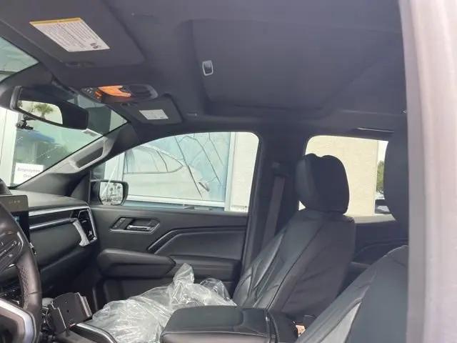 2023 GMC Canyon 2WD Crew Cab Short Box Elevation