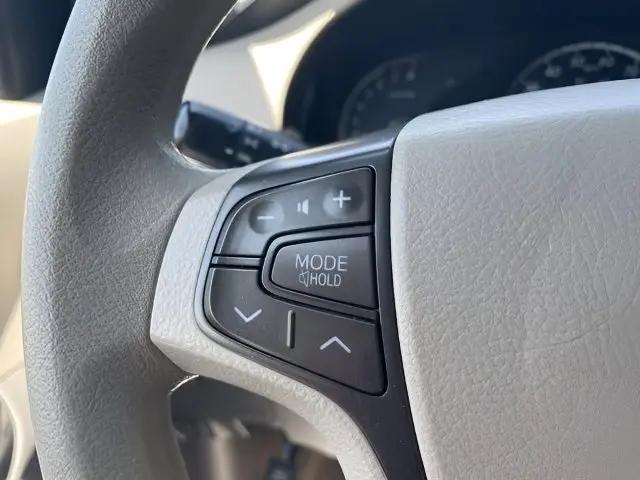2014 Toyota Sienna LE V6 7 Passenger Mobility