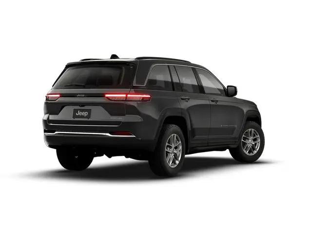 2026 Jeep Grand Cherokee Laredo 4x2