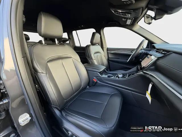 2026 Jeep Grand Cherokee Limited 4x2