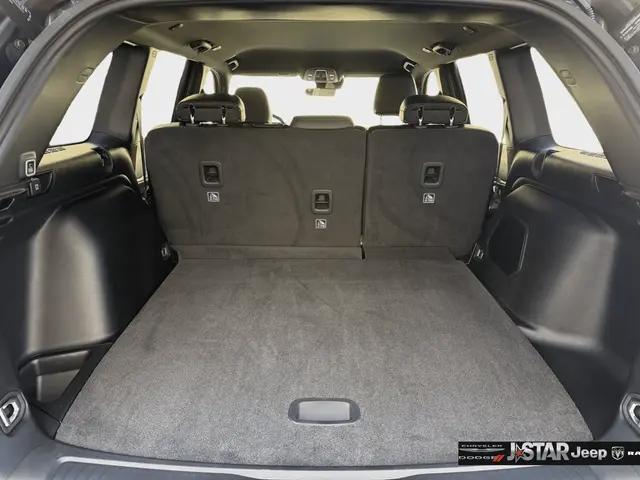 2026 Jeep Grand Cherokee Limited 4x2