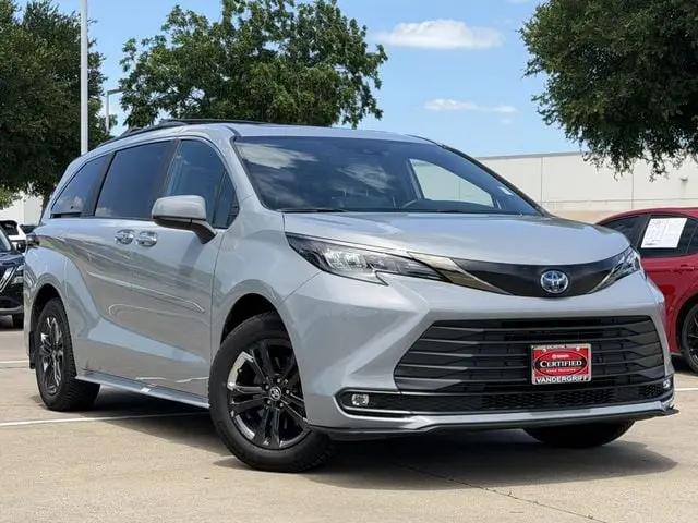 2024 Toyota Sienna Woodland Edition