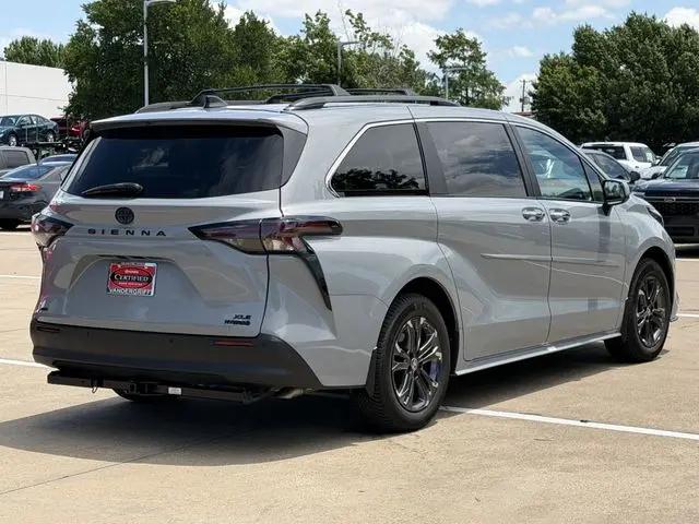 2024 Toyota Sienna Woodland Edition