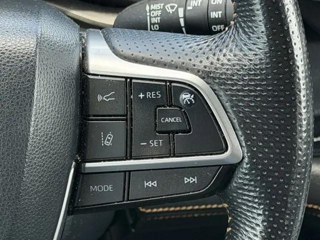 2024 Toyota Sienna Woodland Edition