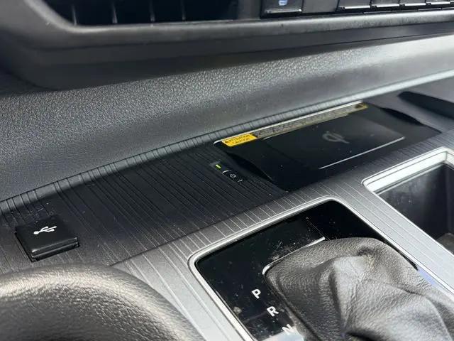 2024 Toyota Sienna Woodland Edition