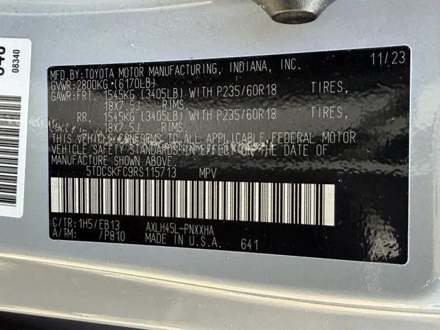 2024 Toyota Sienna Woodland Edition