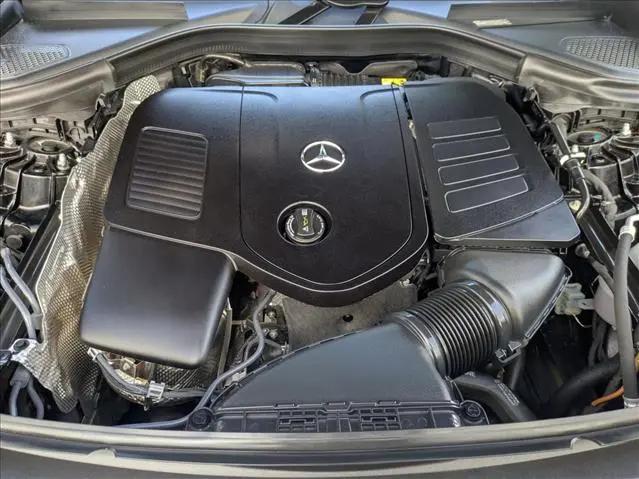 2023 Mercedes-Benz GLC SUV
