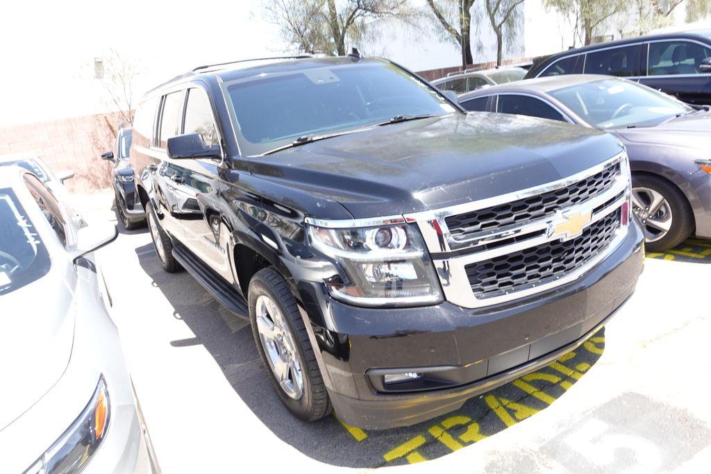 2019 Chevrolet Suburban 2WD 1500 LT's photo
