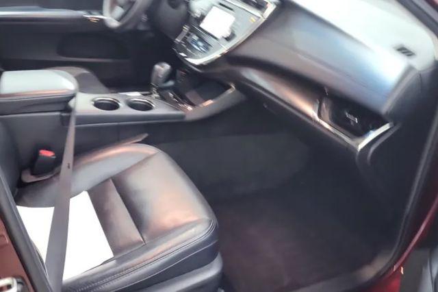 2016 Toyota Avalon Hybrid Limited