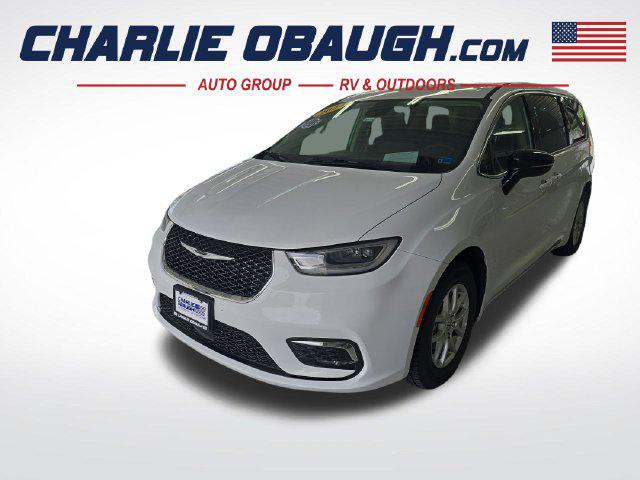 2024 Chrysler Pacifica Touring L for sale in Staunton, VA